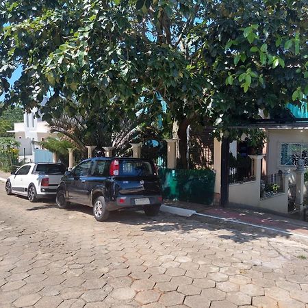 Chale Com Piscina Hotel ฟลอเรียนอโปลิส ภายนอก รูปภาพ